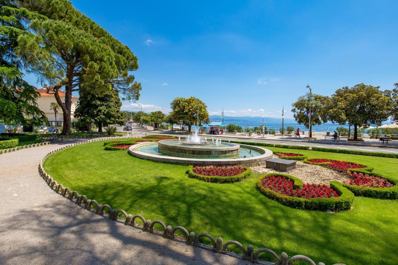 Altamar Seaview Opatija Apartment Ngoại thất bức ảnh