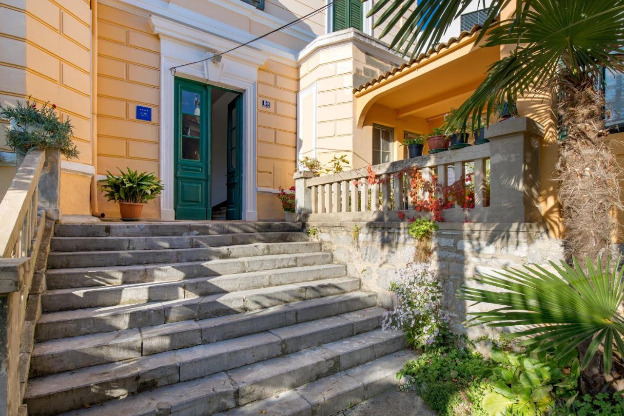 Altamar Seaview Opatija Apartment Ngoại thất bức ảnh